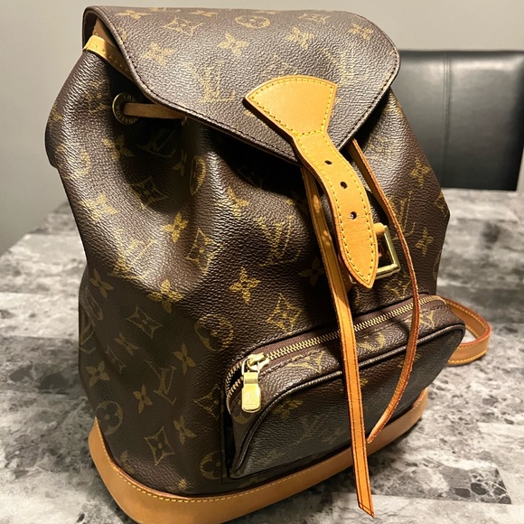 Authentic Louis Vuitton montsouris PM backpack - Picture 1 of 8